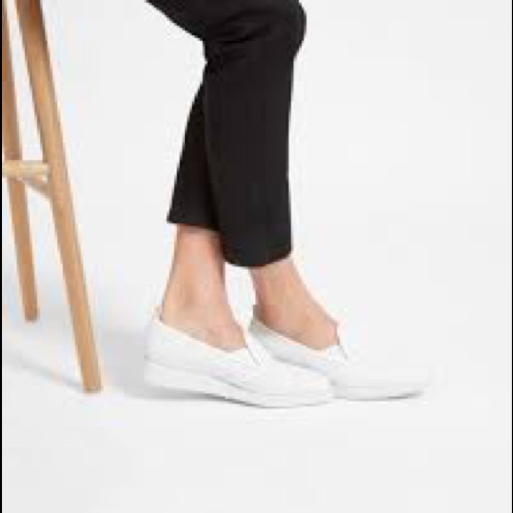 The Everlane Street Shoe - Picture 8 of 8